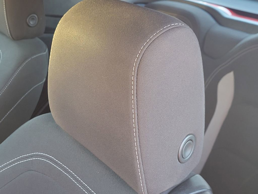 Used 2023 Chevrolet Camaro LT image 6