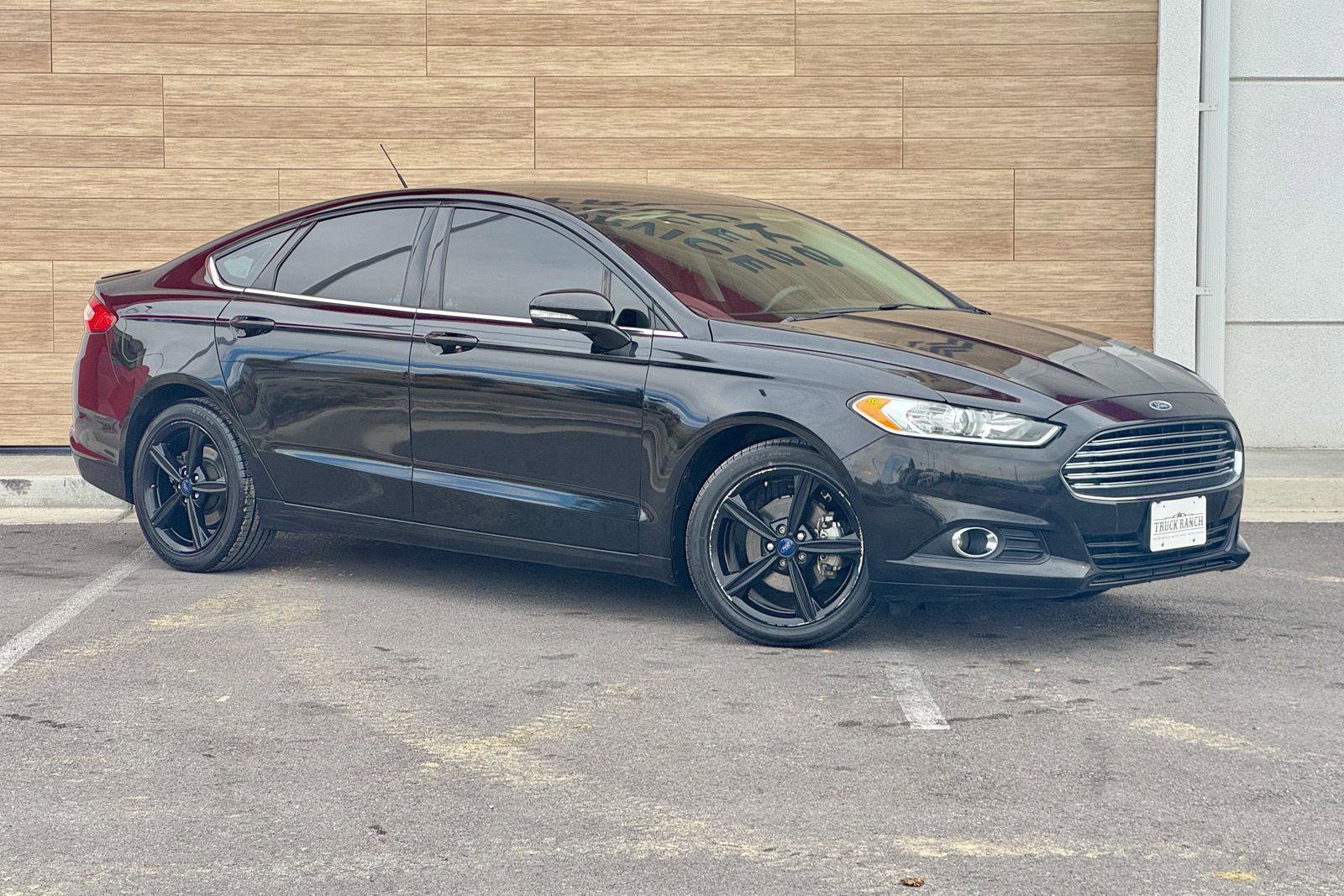 Used 2016 Ford Fusion SE