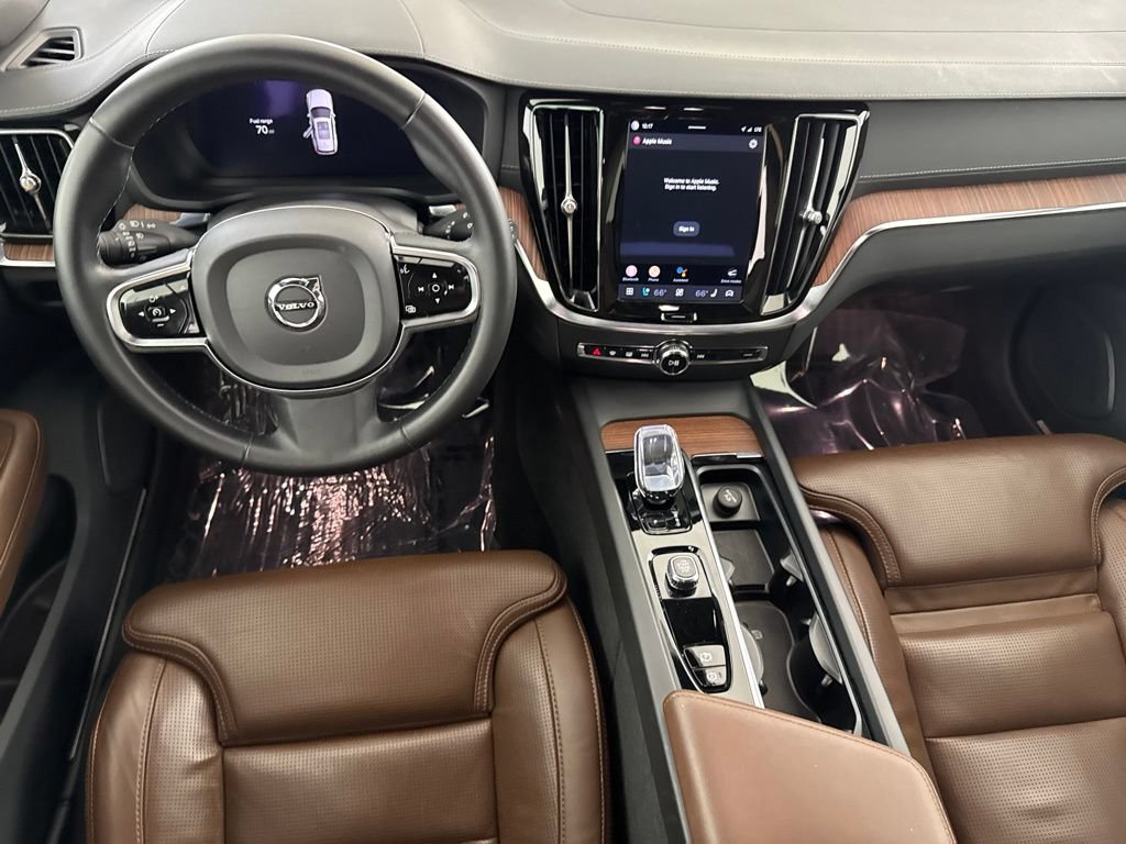 Used 2023 Volvo V60 B5 Cross Country Ultimate AWD/4WD image 28
