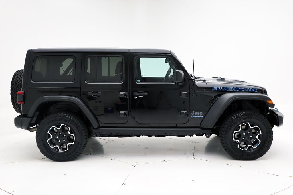 Used 2023 Jeep Wrangler Unlimited Rubicon 4xe w/ Cold Weather Group AWD/4WD image 3