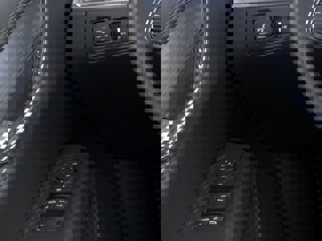 New 2026 Cadillac XT5 Luxury w/ LPO, Floor Liner Package AWD/4WD image 22