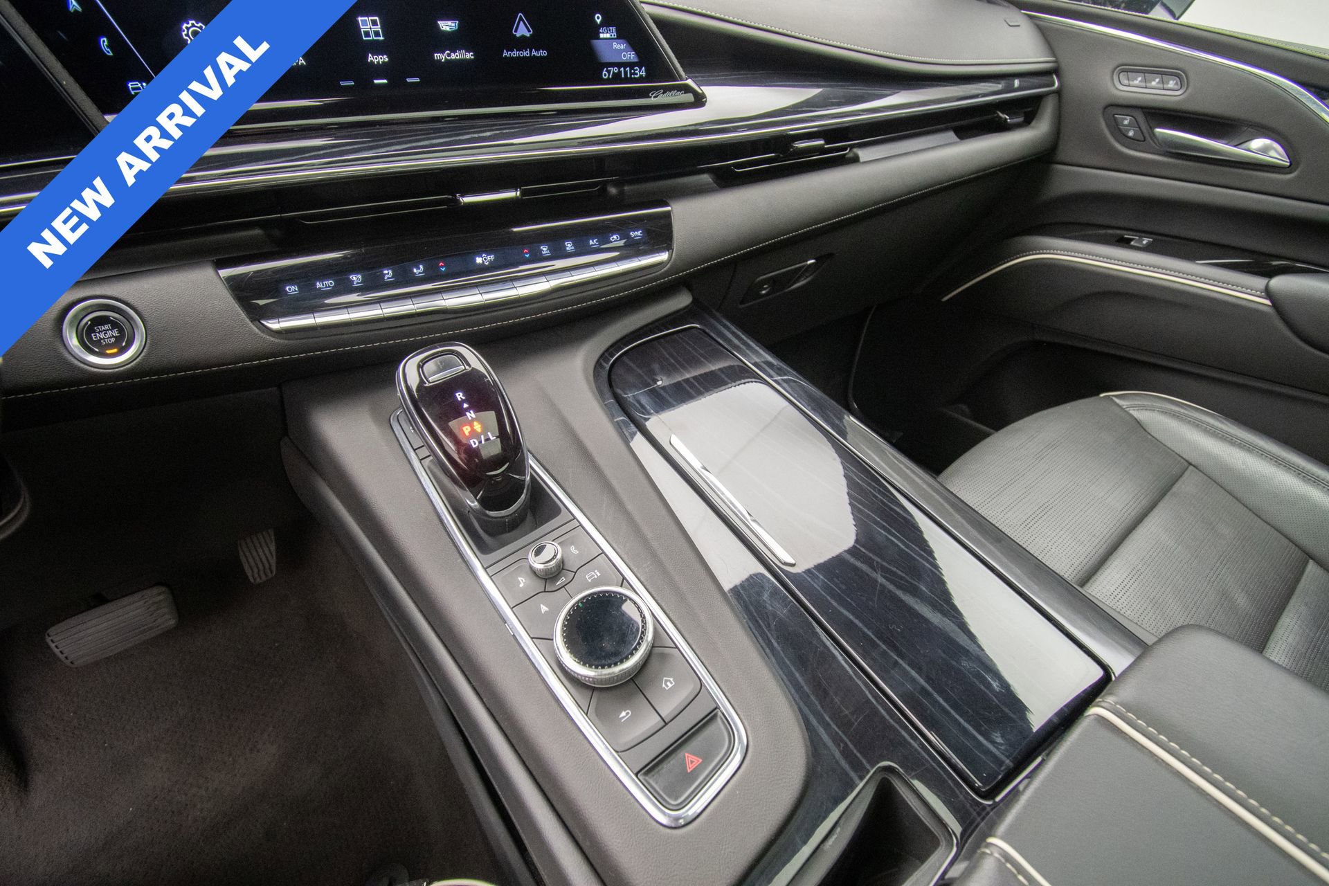 Used 2024 Cadillac Escalade Sport image 16