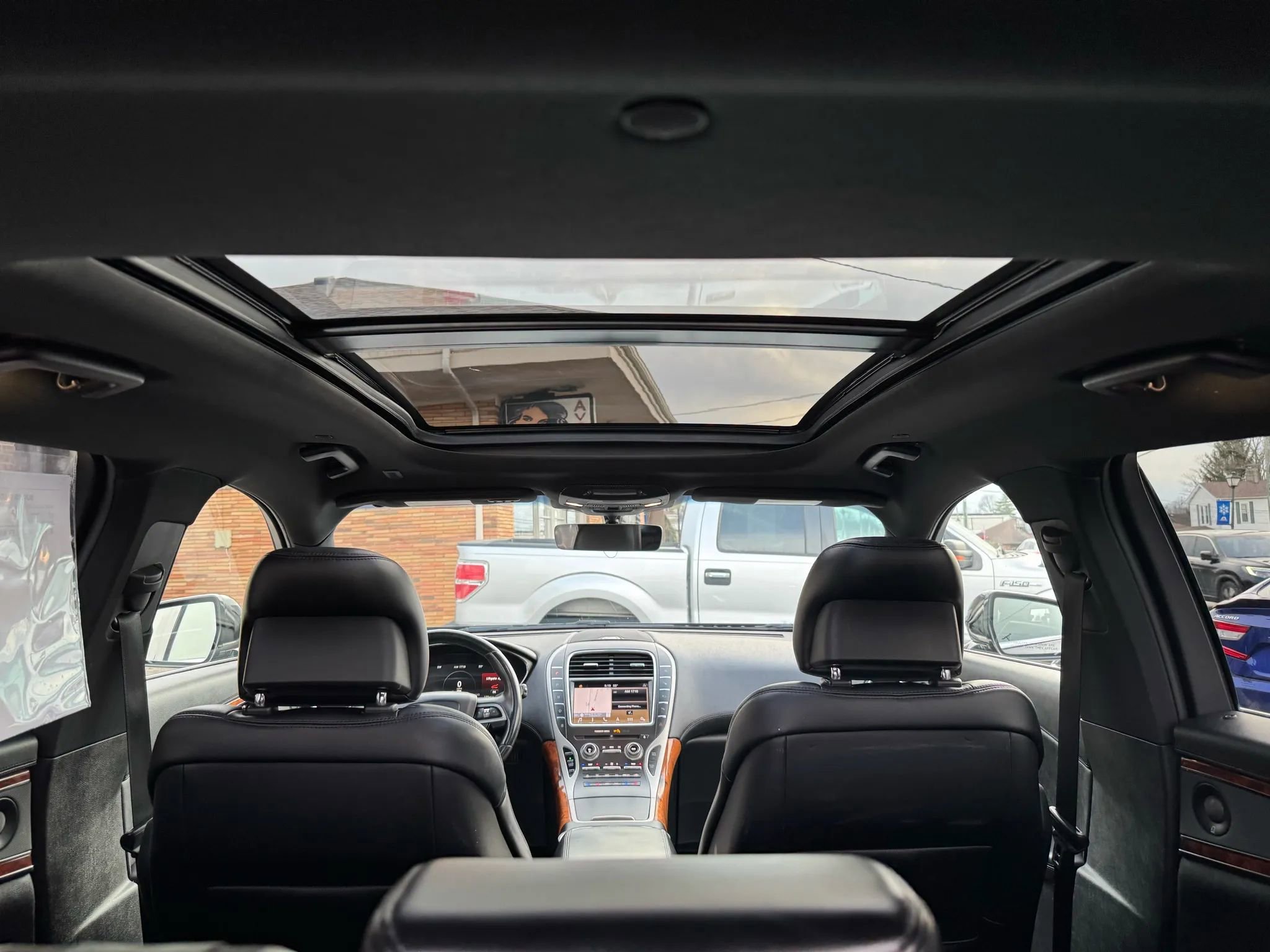 Used 2019 Lincoln Nautilus Reserve image 34