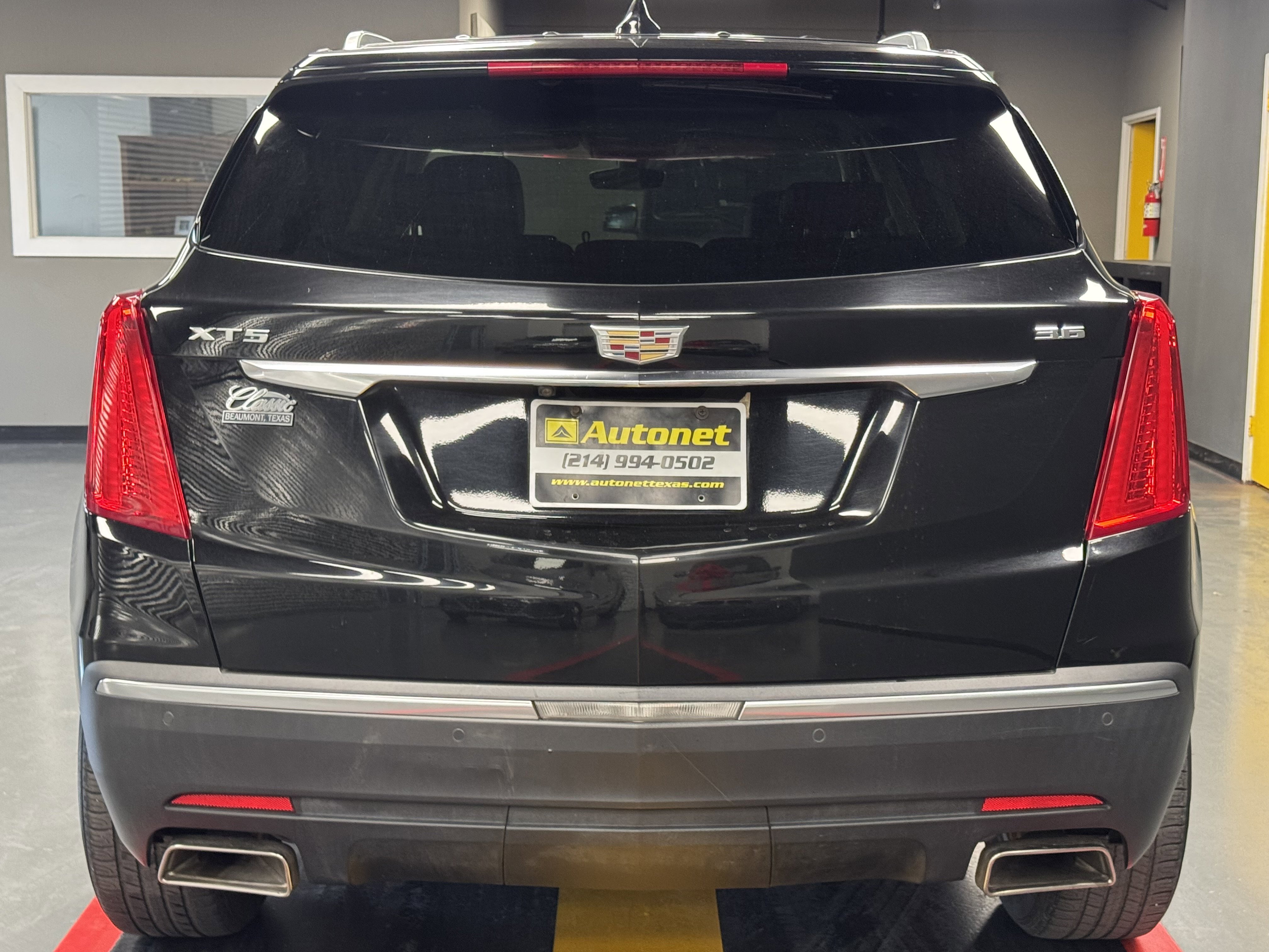 Used 2017 Cadillac XT5 Luxury image 5