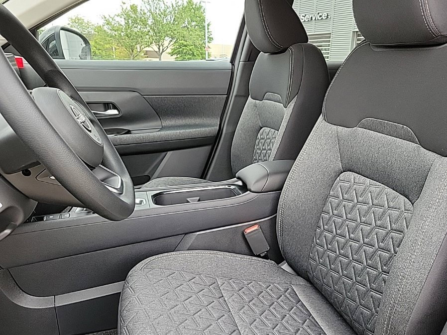 New 2027 Nissan Kicks SV AWD/4WD image 10