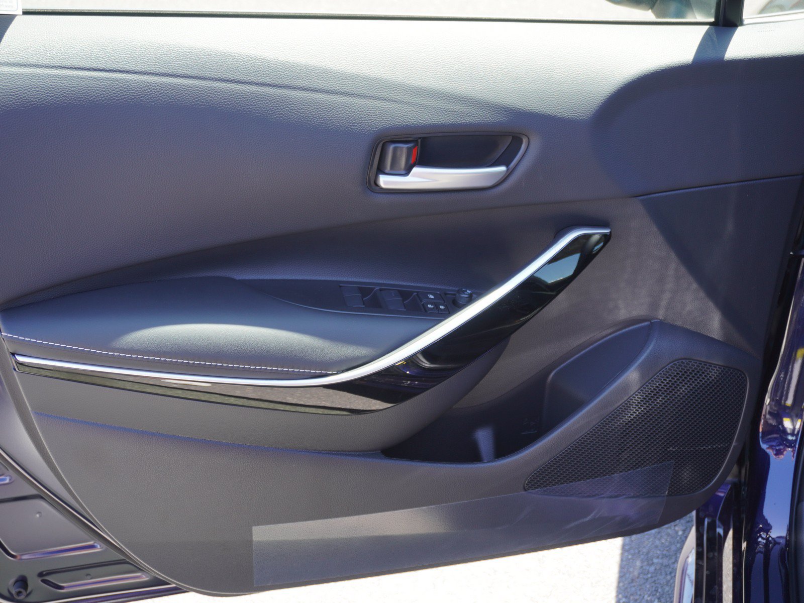 New 2026 Toyota Corolla XLE FWD image 18