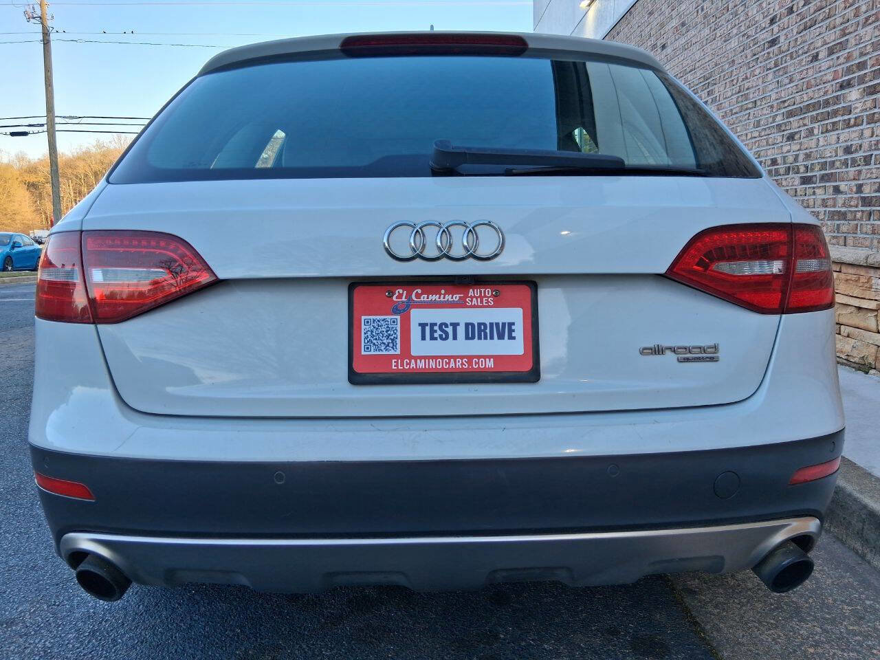 Used 2013 Audi A4 Premium Plus w/ Premium Plus Pkg image 4