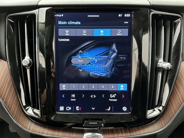 Certified 2023 Volvo XC60 B5 Plus w/ Climate Package image 19