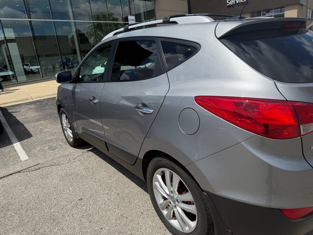 Used 2013 Hyundai Tucson Limited AWD/4WD image 3