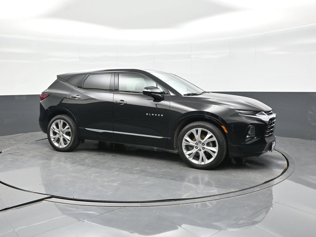 Used 2019 Chevrolet Blazer Premier w/ Sun and Wheels Package AWD/4WD image 13