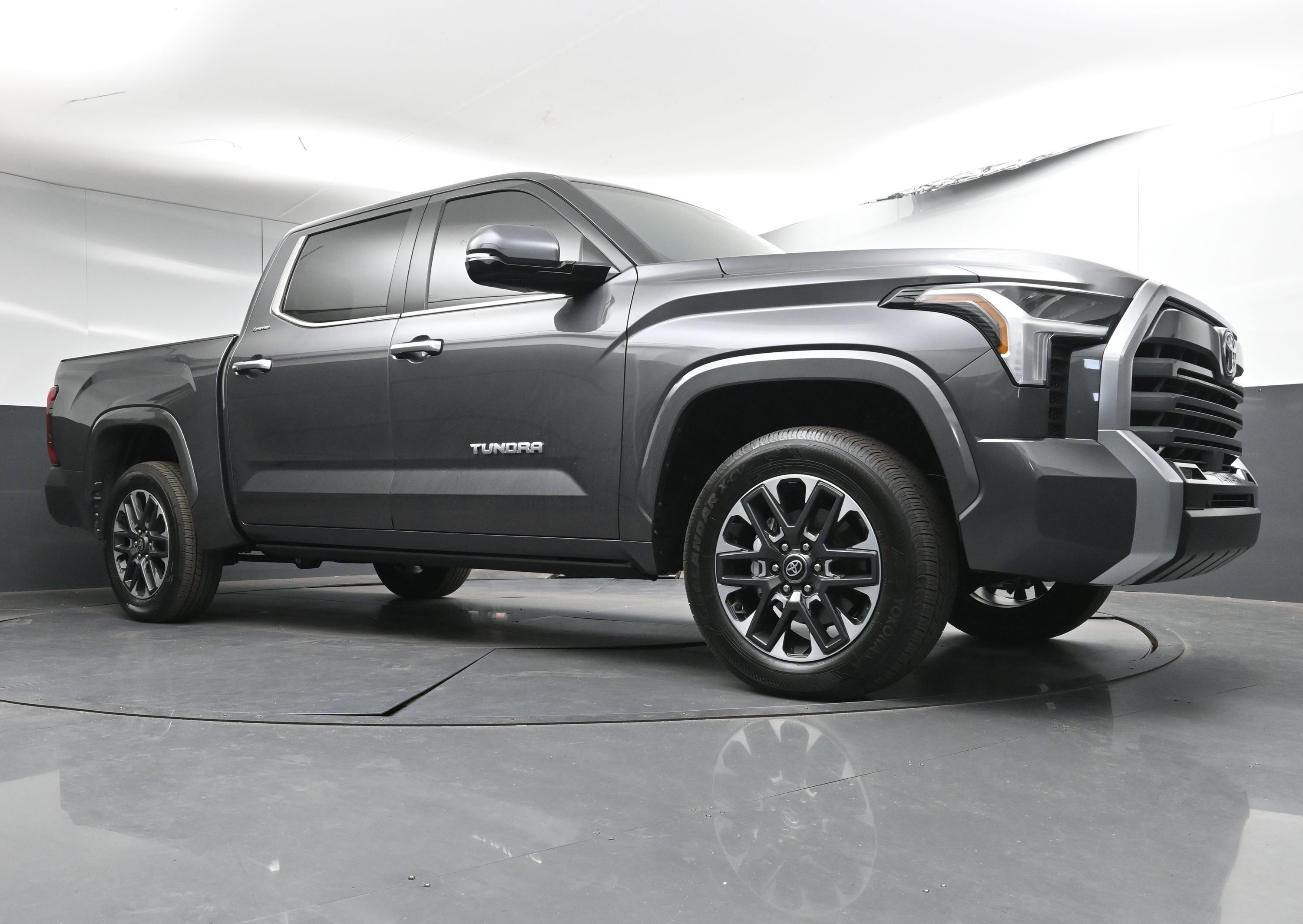 Used 2026 Toyota Tundra Limited image 23