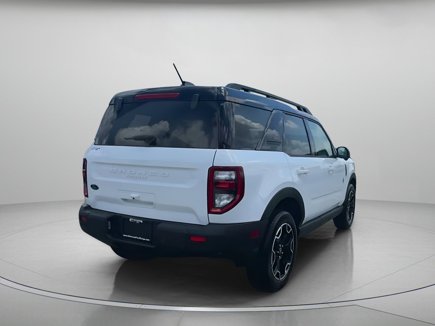 New 2025 Ford Bronco Sport Outer Banks w/ Outer Banks Tech Package+ AWD/4WD image 32