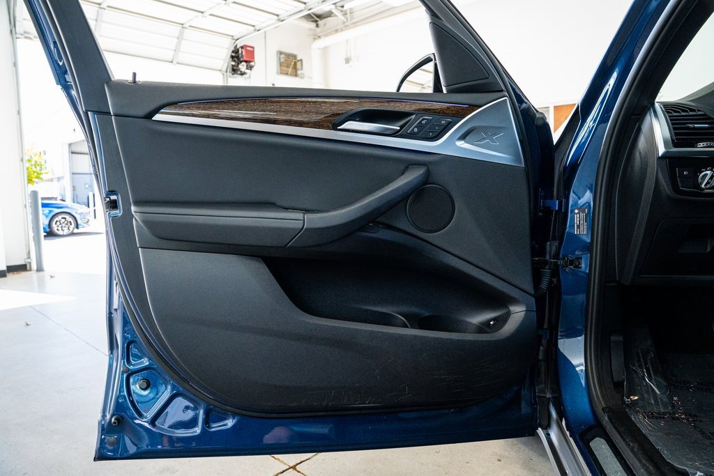 Used 2020 BMW X3 xDrive30e w/ Convenience Package image 31