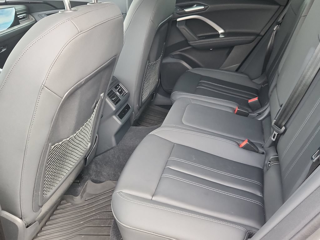 Used 2025 Audi Q5 Premium AWD/4WD image 9