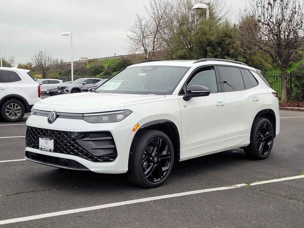 New 2026 Volkswagen Tiguan SE R-Line FWD image 9