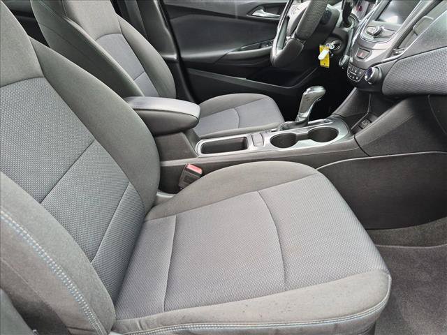 Used 2019 Chevrolet Cruze LT FWD image 18