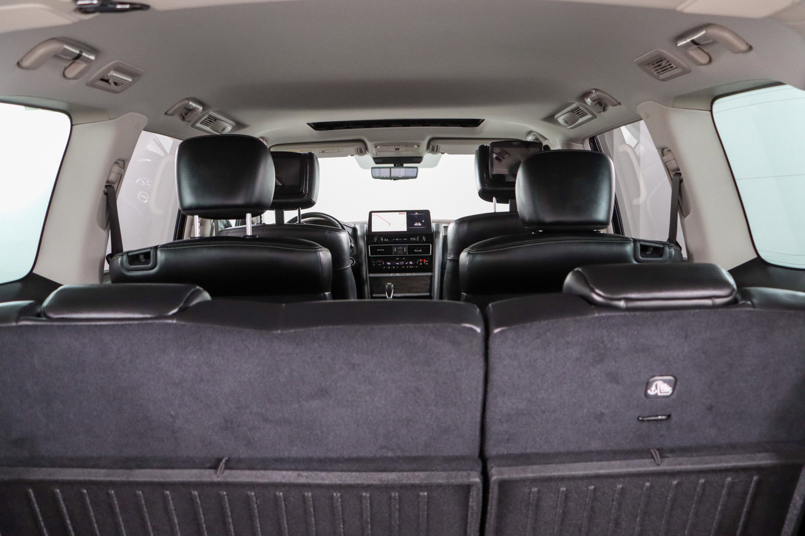 Used 2023 Nissan Armada Platinum w/ Captain's Chairs Package image 37