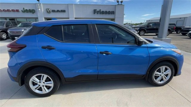 Used 2021 Nissan Kicks S image 9