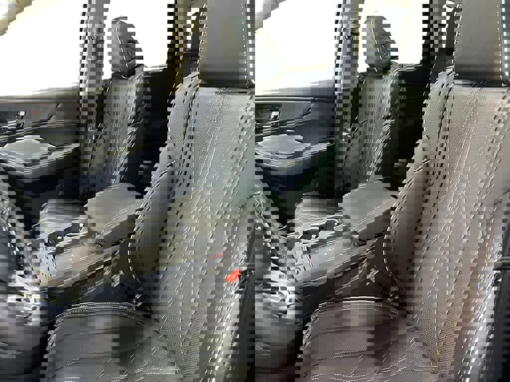 New 2026 Acura MDX SH-AWD w/ Advance Package image 13