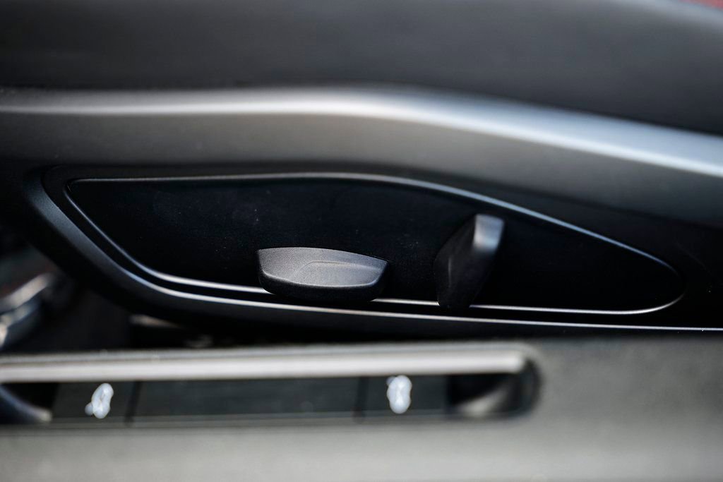 Certified 2023 Porsche 911 Carrera GTS RWD image 26