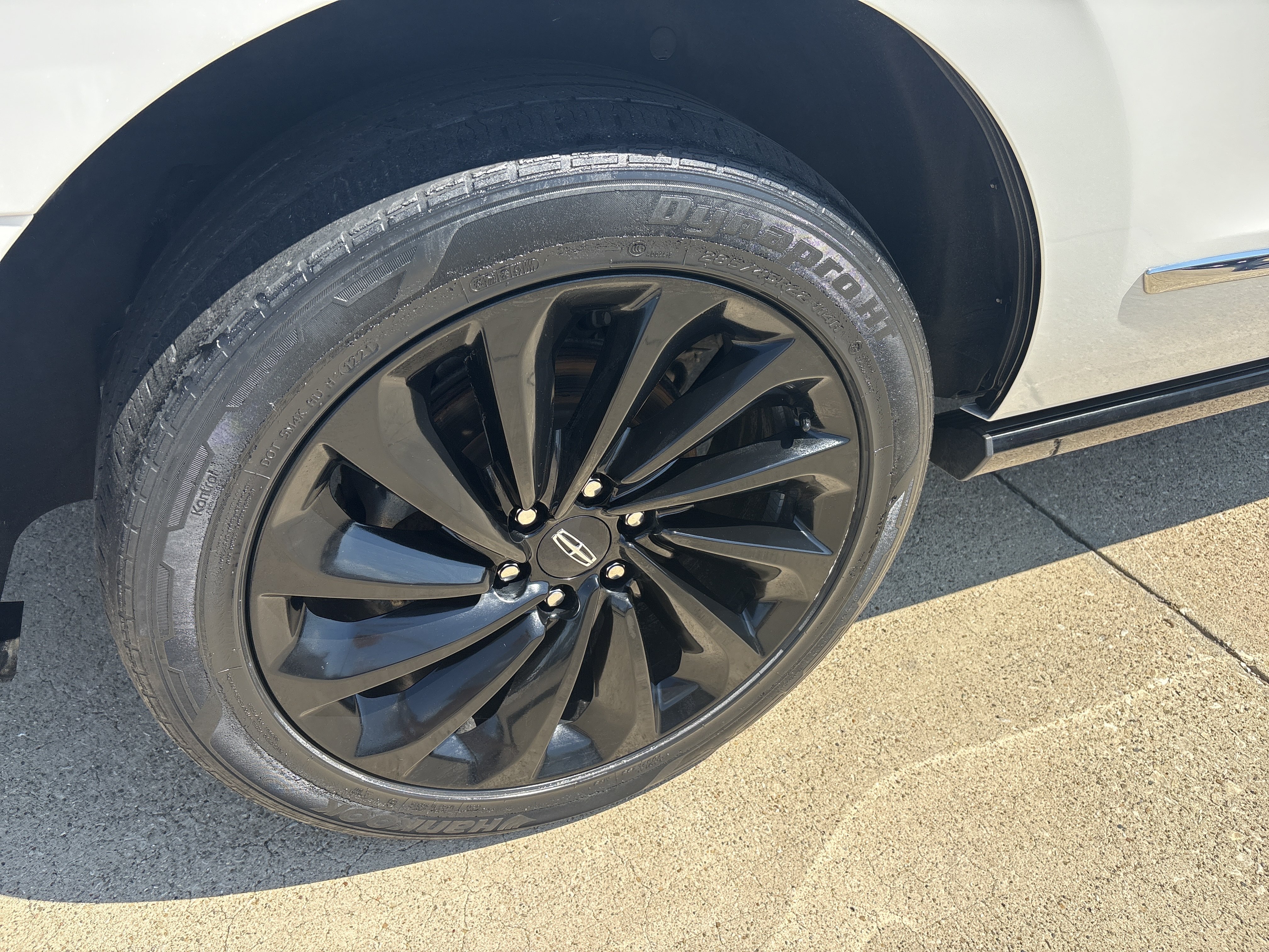 Used 2021 Lincoln Navigator Reserve AWD/4WD image 5