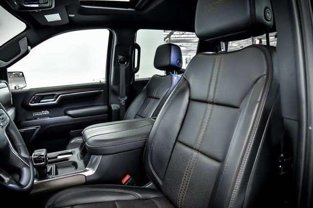 Used 2024 Chevrolet Silverado 1500 High Country w/ High Country Premium Package image 11