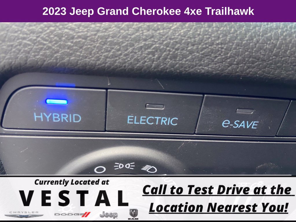 New 2023 Jeep Grand Cherokee Trailhawk w/ Advanced Protech Group II AWD/4WD image 23
