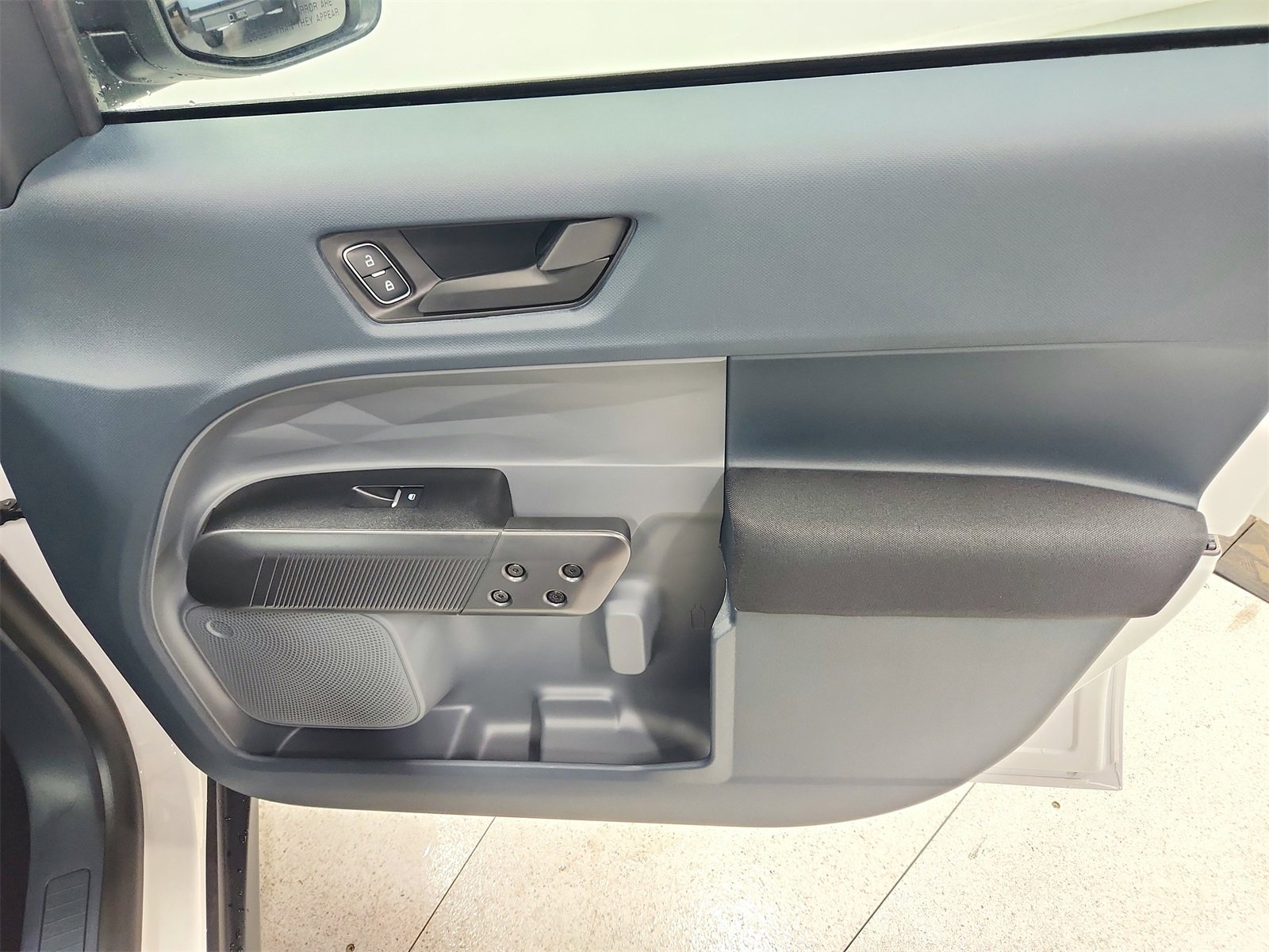 New 2025 Ford Maverick XL w/ Equipment Group 101A image 37