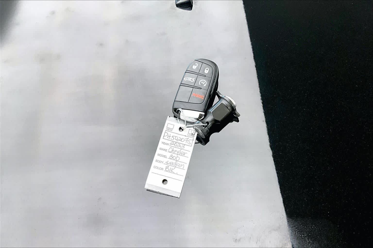 Used 2023 Chrysler 300 C RWD image 15
