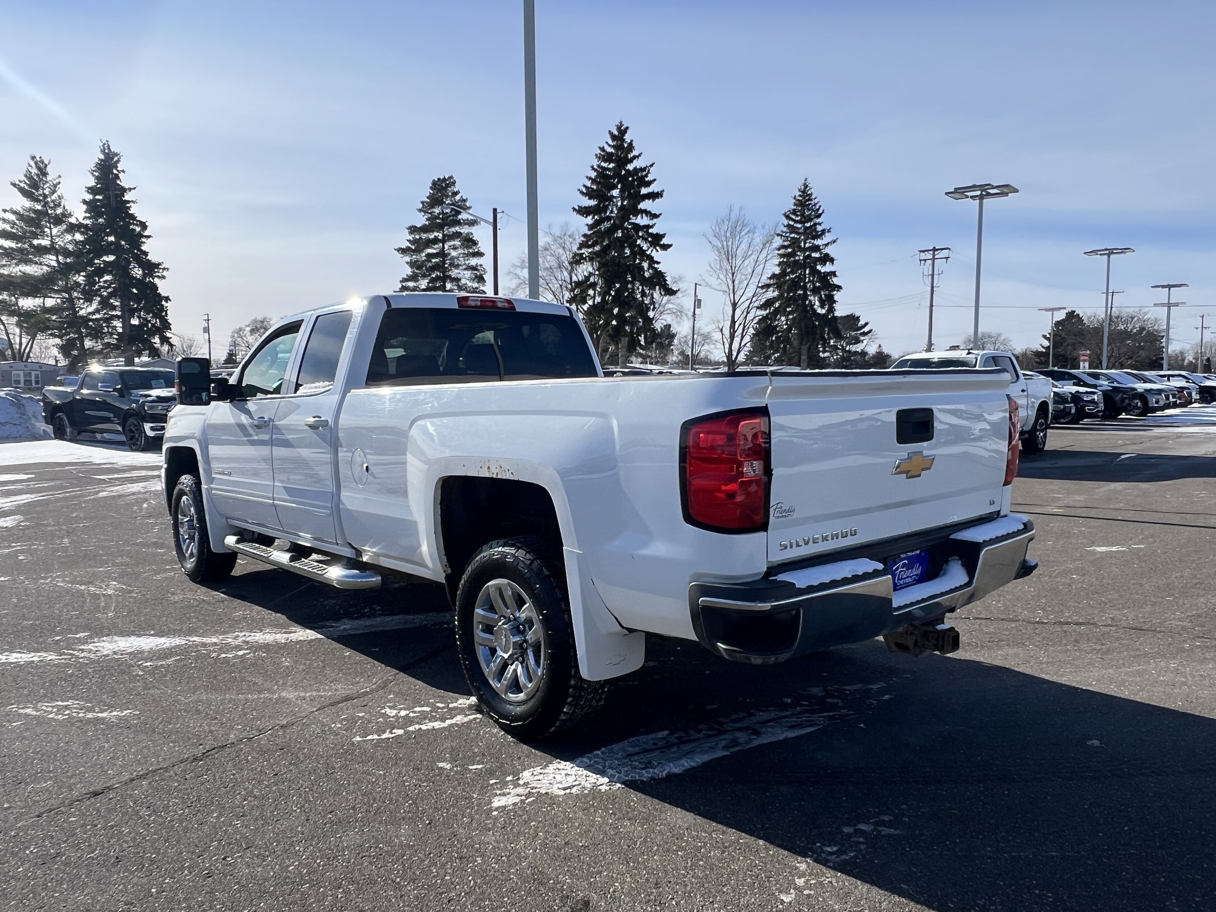 Used 2017 Chevrolet Silverado 3500 LT image 7
