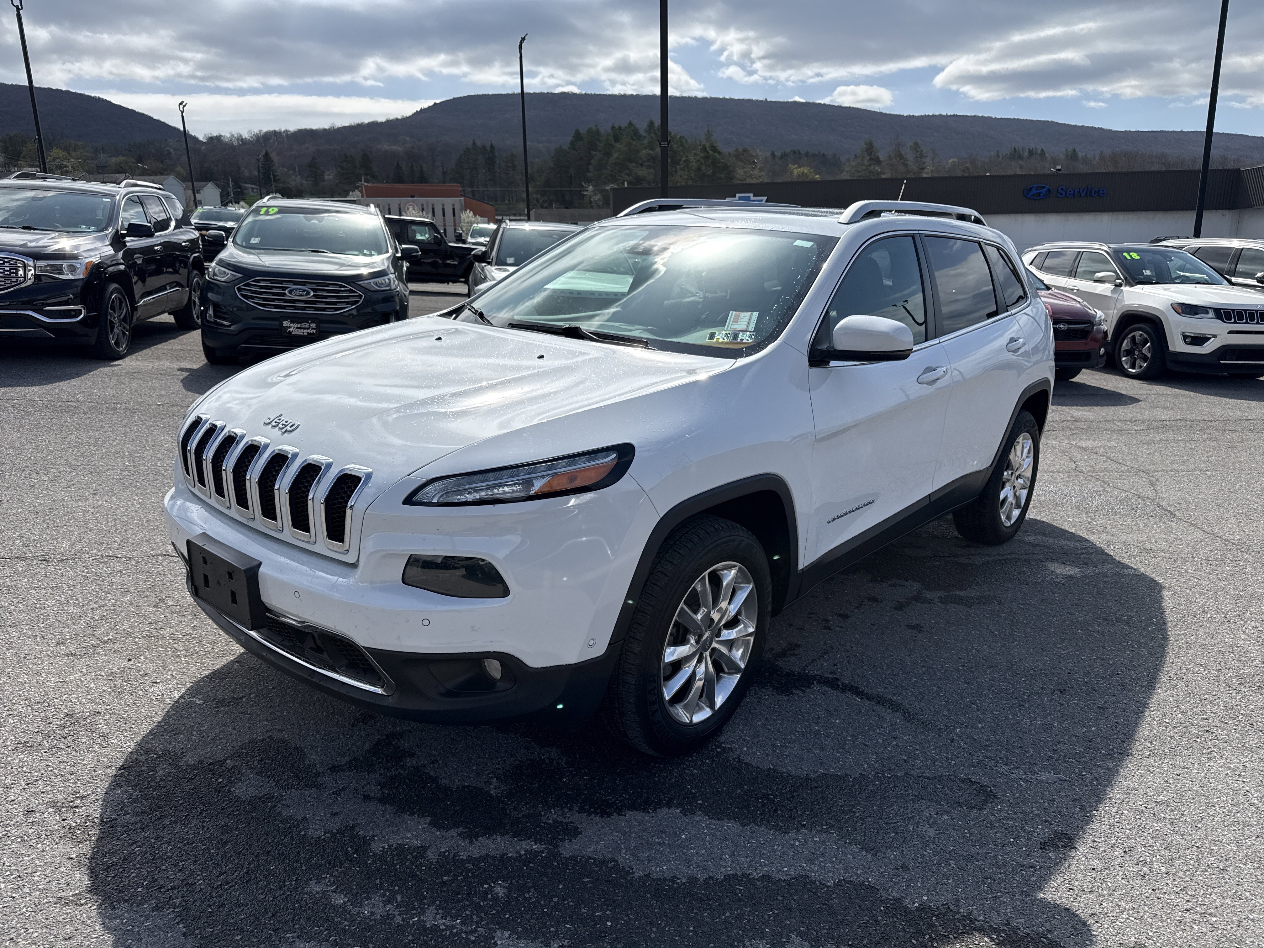 Used 2014 Jeep Cherokee Limited w/ Technology Group image 11