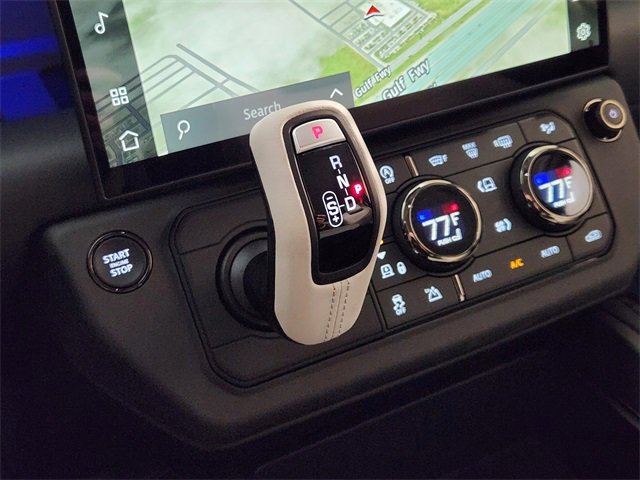 Used 2026 Land Rover Defender 110 image 19