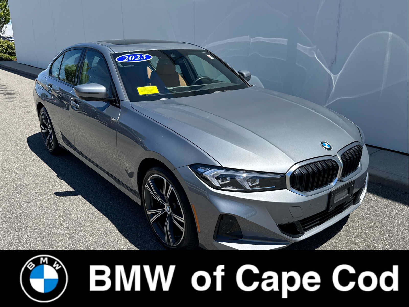 Certified 2023 BMW 330i xDrive Sedan w/ Driving Assistance Package AWD/4WD image 1