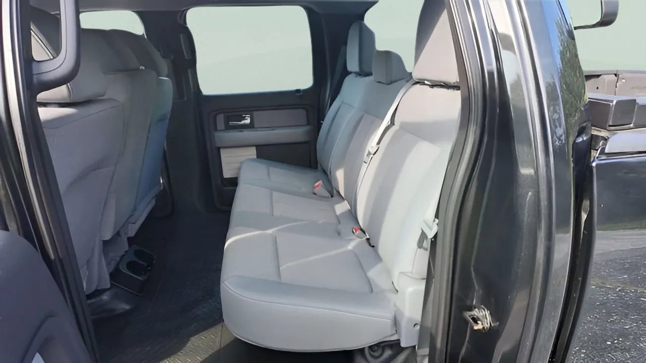 Used 2013 Ford F150 XL w/ Mid Equipment Group image 10