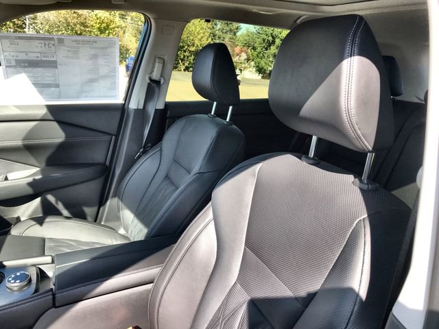New 2026 Nissan Rogue Platinum w/ Platinum Premium Package AWD/4WD image 11