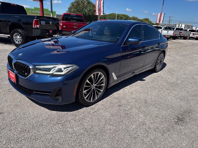 Used 2021 BMW 530i w/ Premium Package RWD image 3