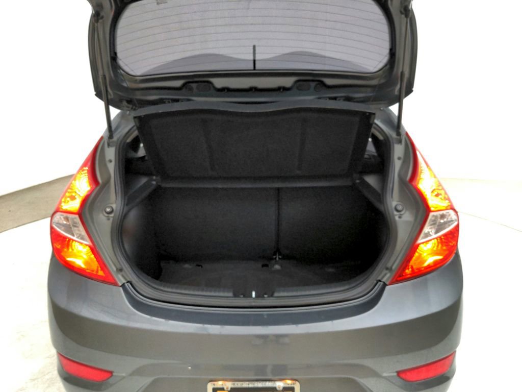 Used 2013 Hyundai Accent GS FWD image 27