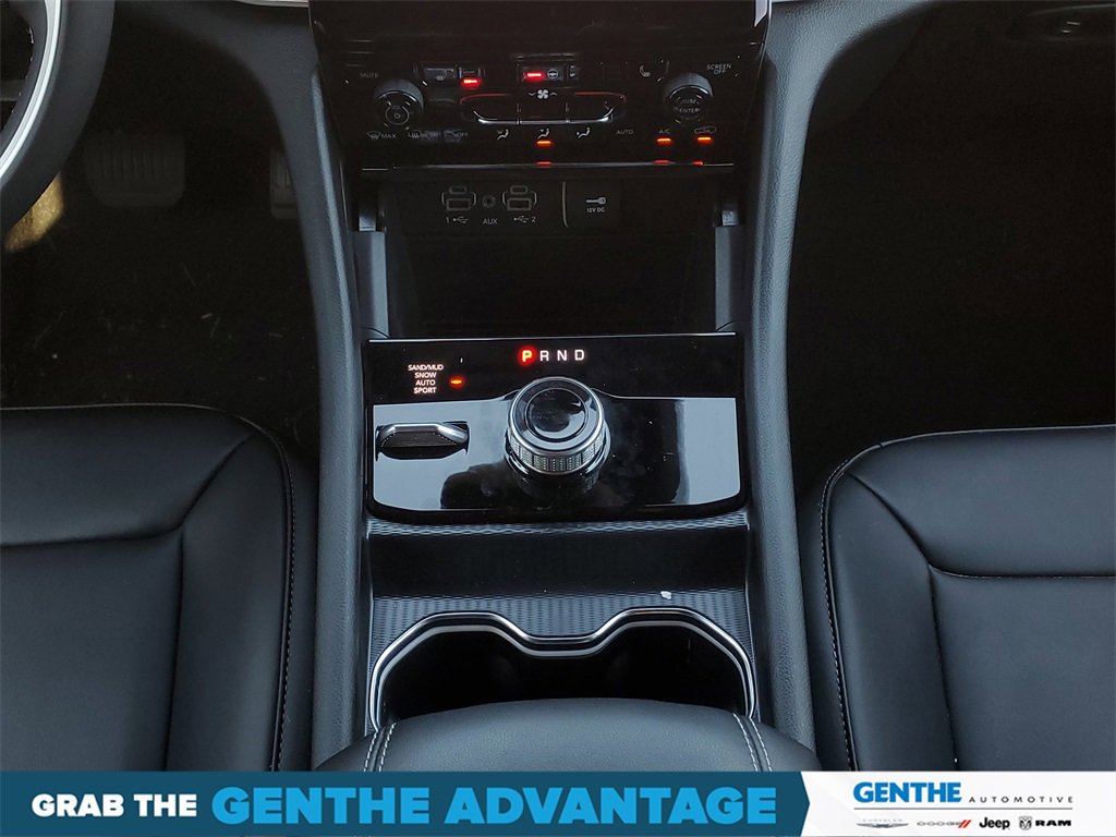 Certified 2024 Jeep Grand Cherokee Limited image 26