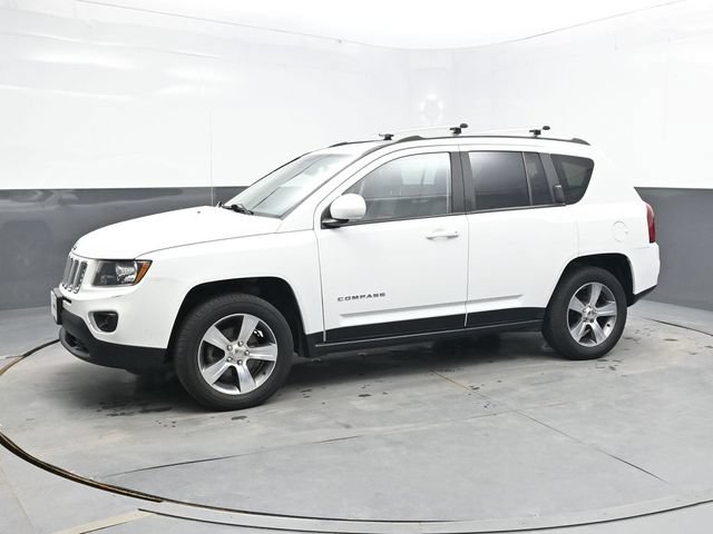 Used 2017 Jeep Compass High Altitude AWD/4WD image 3