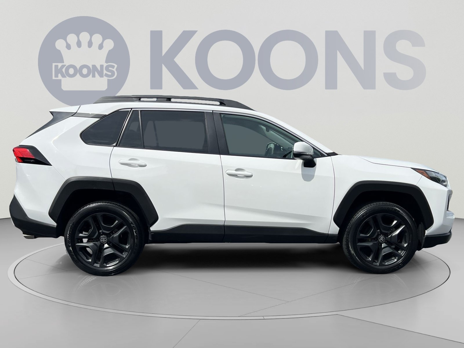 Used 2024 Toyota RAV4 Adventure AWD/4WD image 10