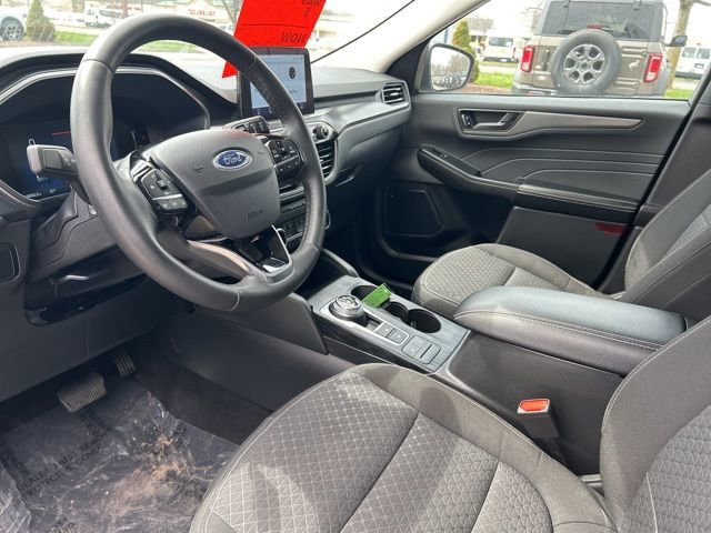 Used 2023 Ford Escape Active AWD/4WD image 14
