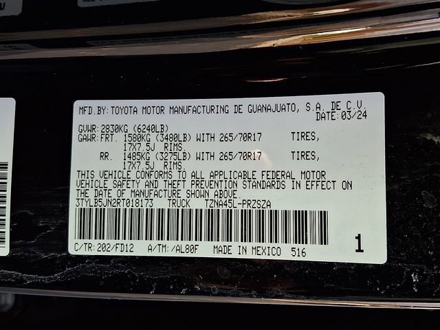Used 2024 Toyota Tacoma TRD Off-Road AWD/4WD image 25