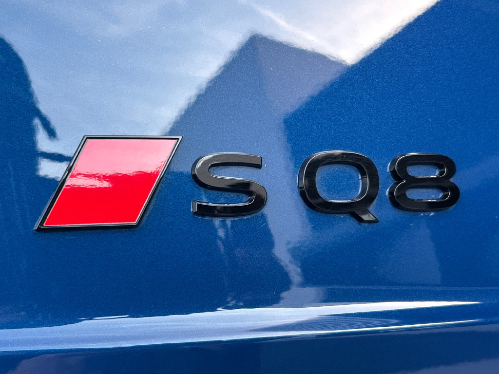 Used 2024 Audi SQ8 Premium Plus AWD/4WD image 30