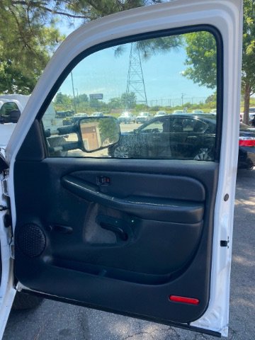 Used 2002 Chevrolet Silverado 3500 2WD Regular Cab image 12