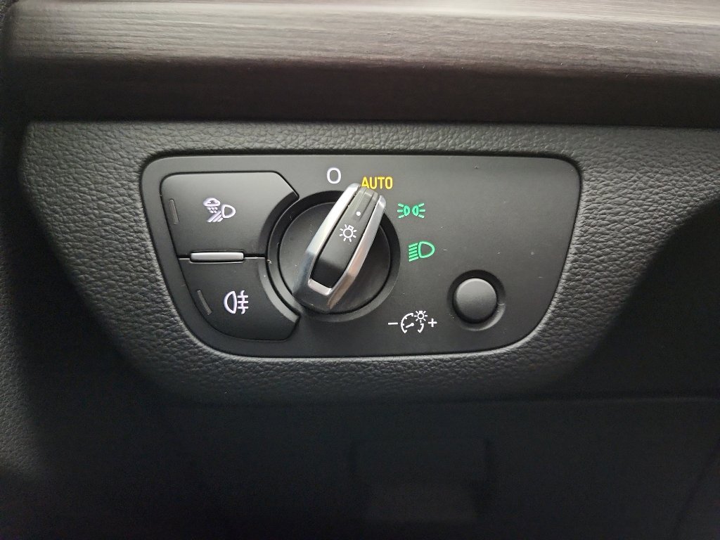 Used 2023 Audi Q5 2.0T Premium Plus w/ Premium Plus Package image 14