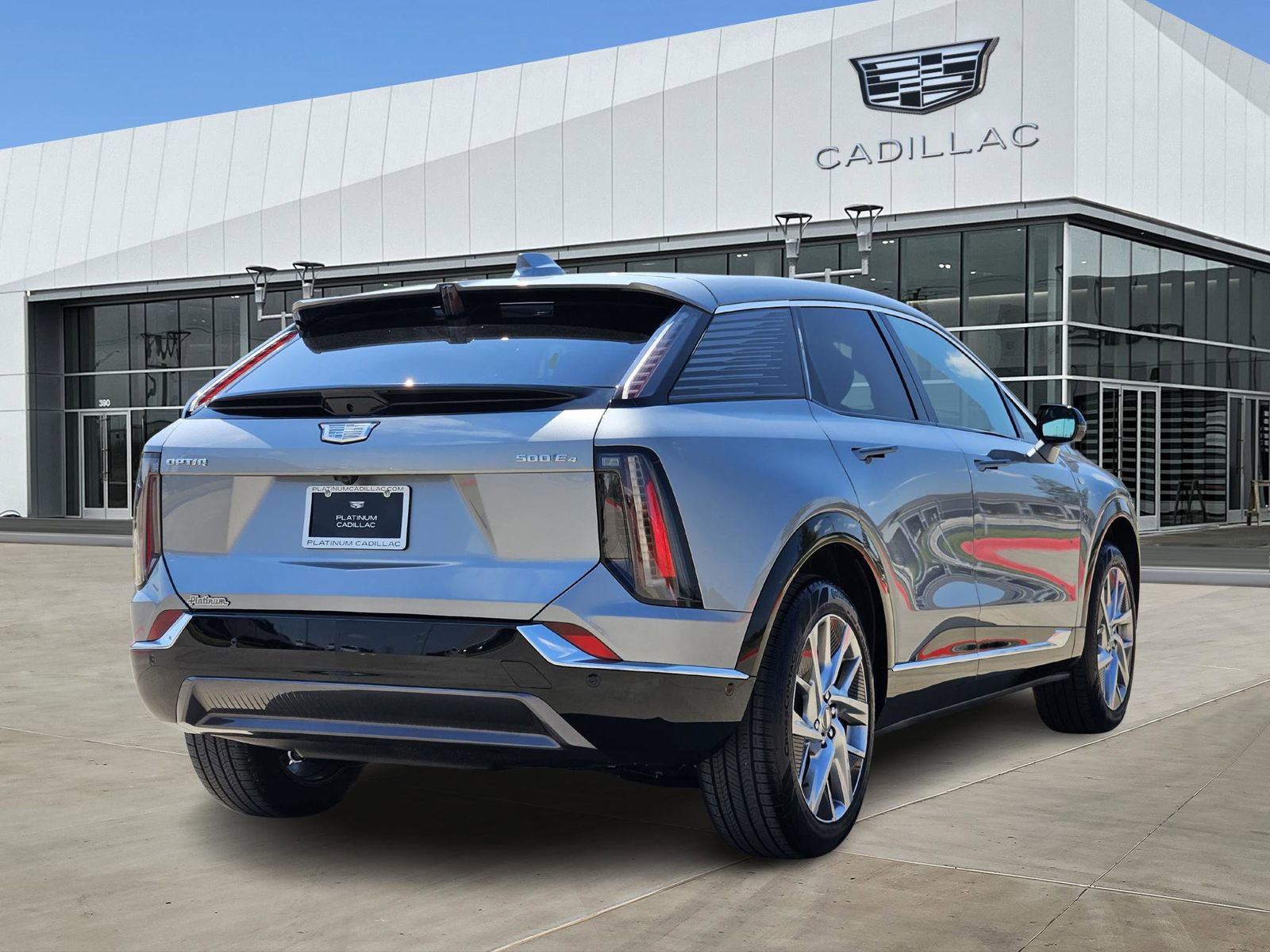 New 2025 Cadillac Optiq Luxury 1 image 5