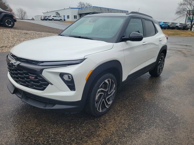 Certified 2025 Chevrolet TrailBlazer RS w/ Convenience Package AWD/4WD image 3