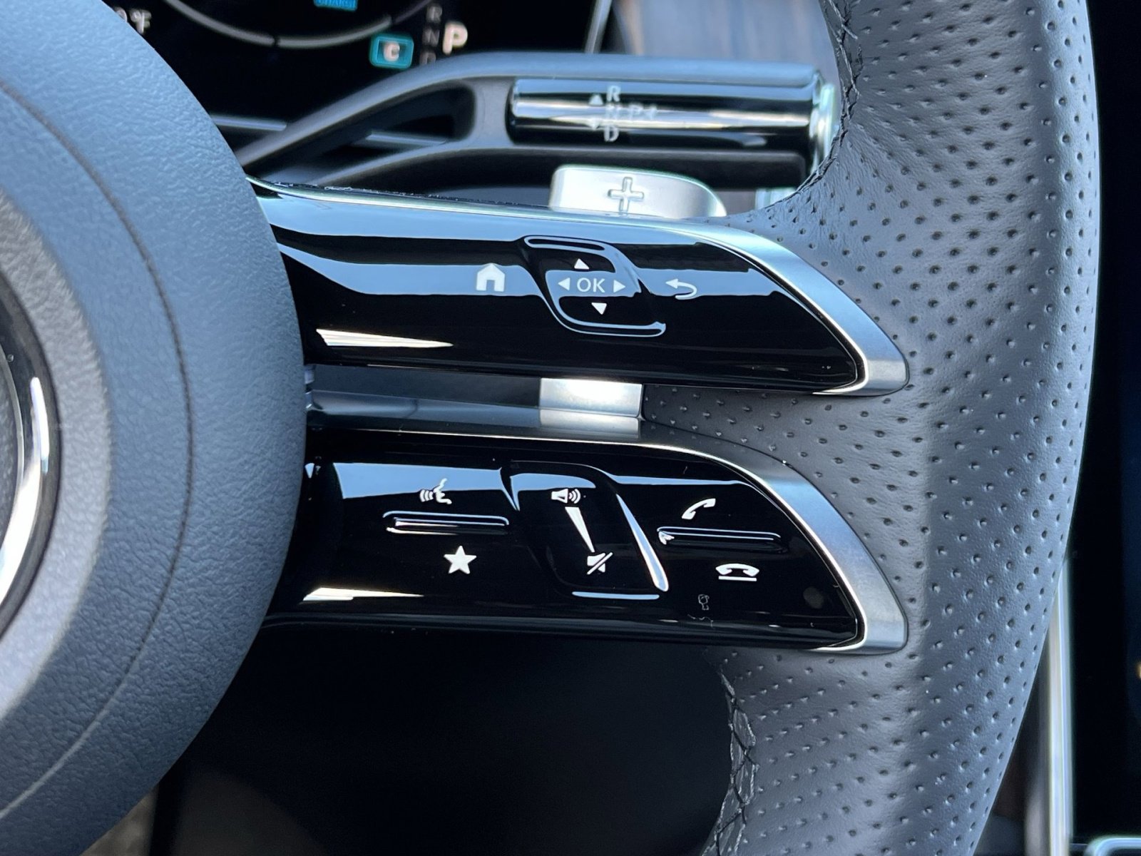 New 2026 Mercedes-Benz GLC 300 4MATIC image 29