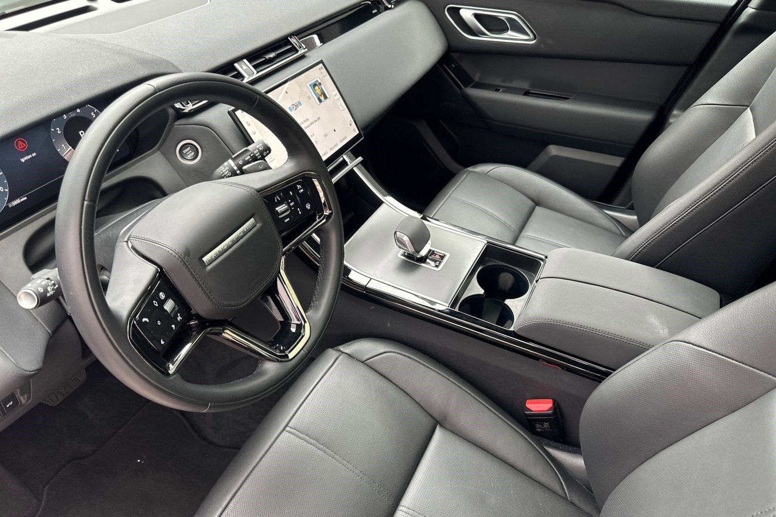 Used 2026 Land Rover Range Rover Velar S image 5