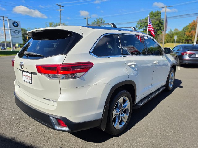 Used 2018 Toyota Highlander Limited AWD/4WD image 7